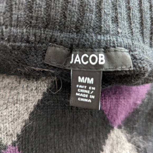 Sweater - Picture 4 of 6